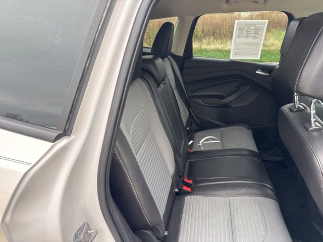 Used 2017 Ford Escape Titanium AWD/4WD image 22