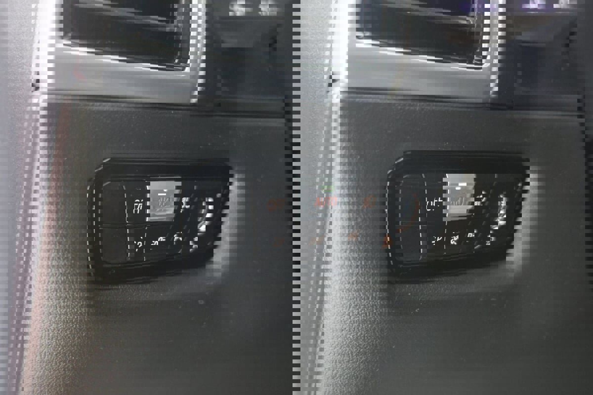 Used 2020 BMW M8 Competition image 23