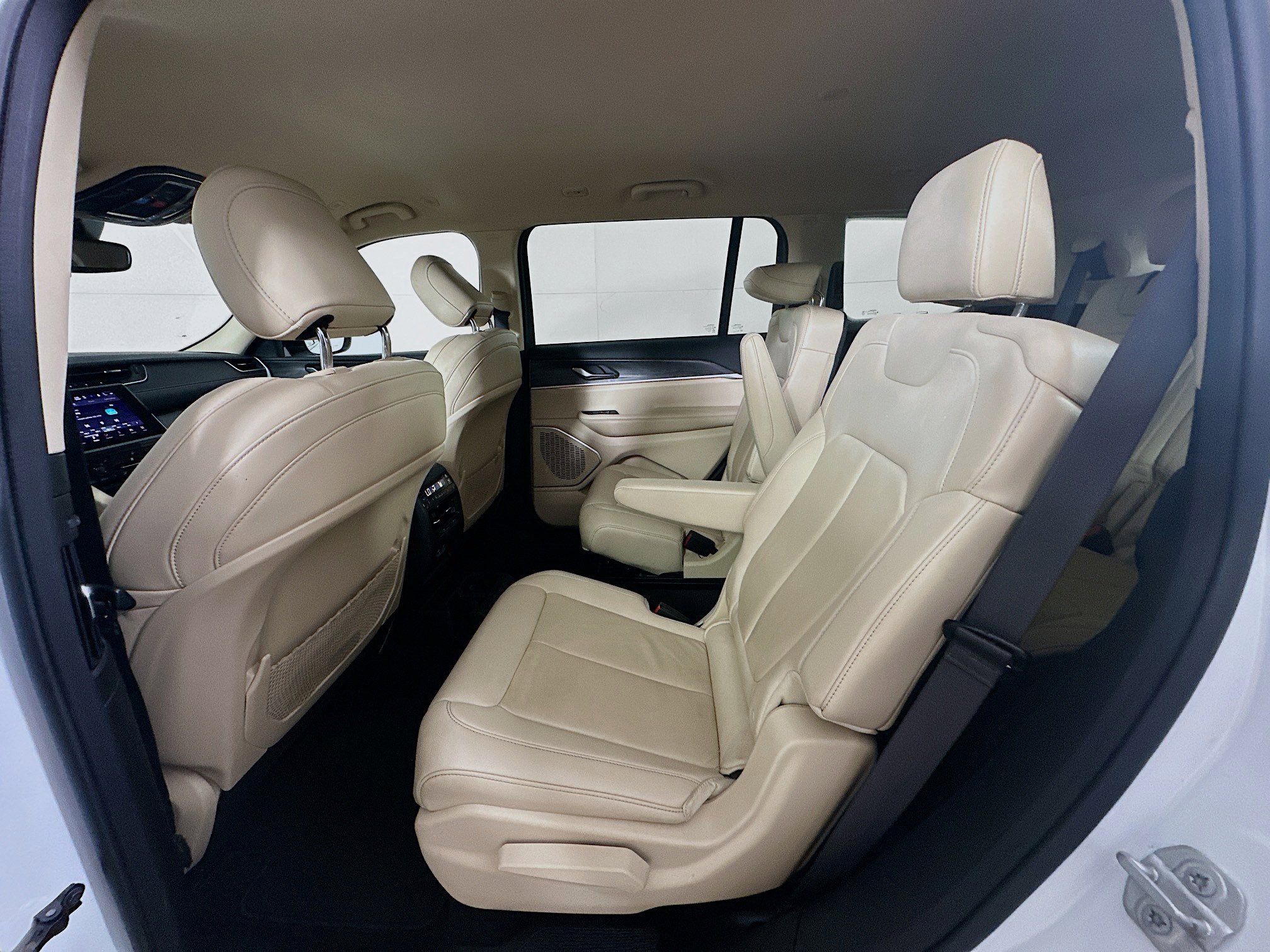 Used 2021 Jeep Grand Cherokee L Limited image 27