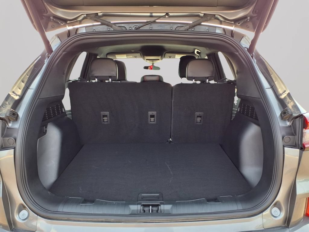 Used 2024 Ford Escape ST-Line w/ Tech Pack #1 AWD/4WD image 10