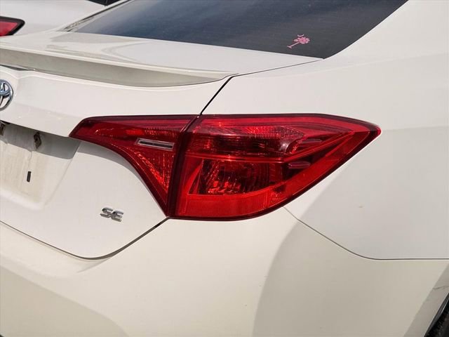 Used 2018 Toyota Corolla SE w/ Carpet Mat Package (TMS) FWD image 17