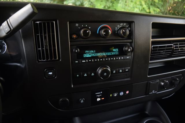 Used 2018 Chevrolet Express 3500 LT w/ LT Preferred Equipment Group RWD image 8