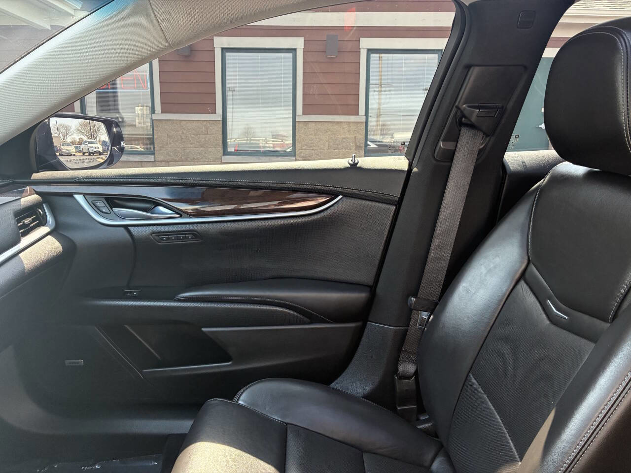 Used 2016 Cadillac XTS Luxury w/ Driver Awareness Package image 17