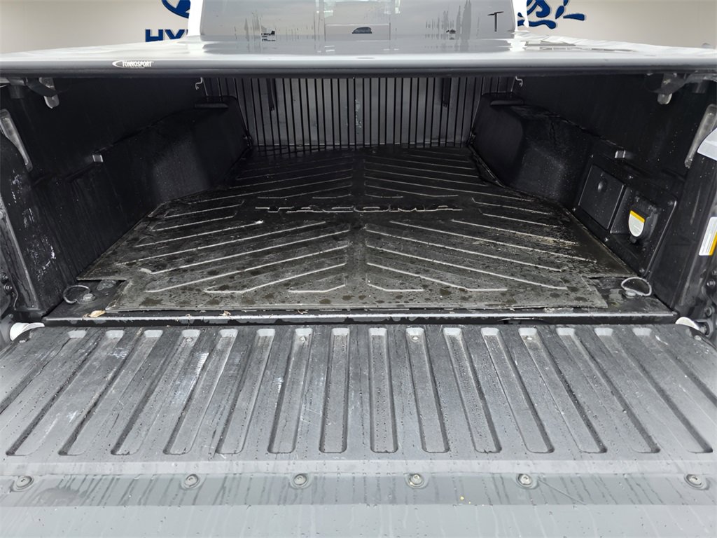 Used 2023 Toyota Tacoma TRD Off-Road w/ TRD Premium Off Road Package image 14
