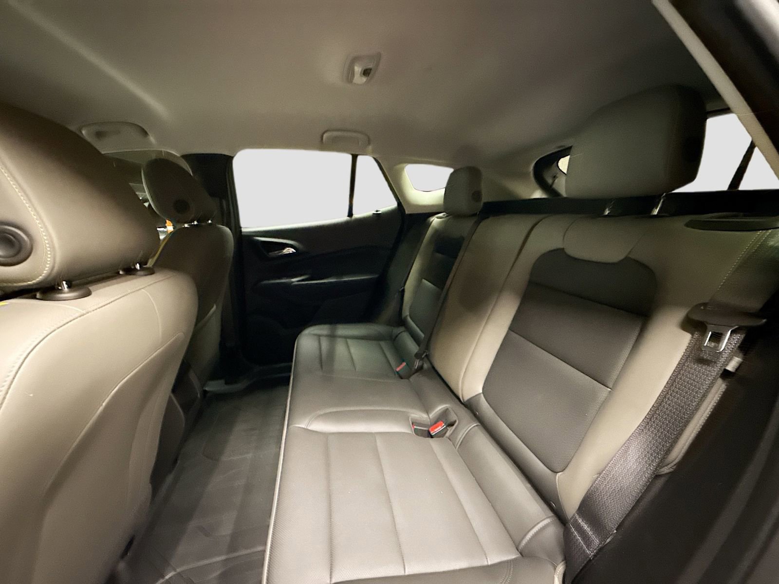 Used 2024 Chevrolet Trax ACTIV w/ Driver Confidence Package FWD image 26