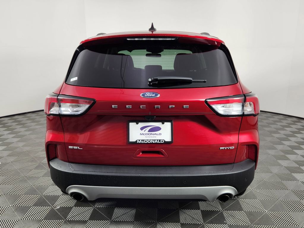 Used 2022 Ford Escape SEL w/ Technology Package image 4