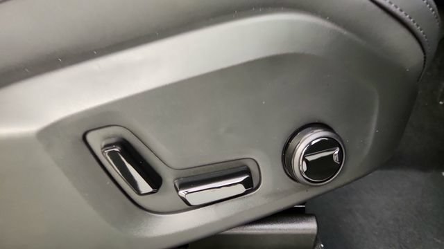 New 2026 Volvo XC90 B6 Plus w/ Protection Package AWD/4WD image 39