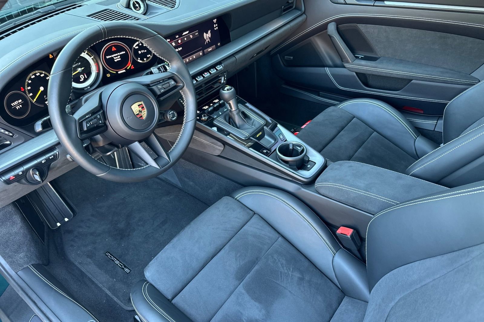 Used 2022 Porsche 911 GT3 image 4