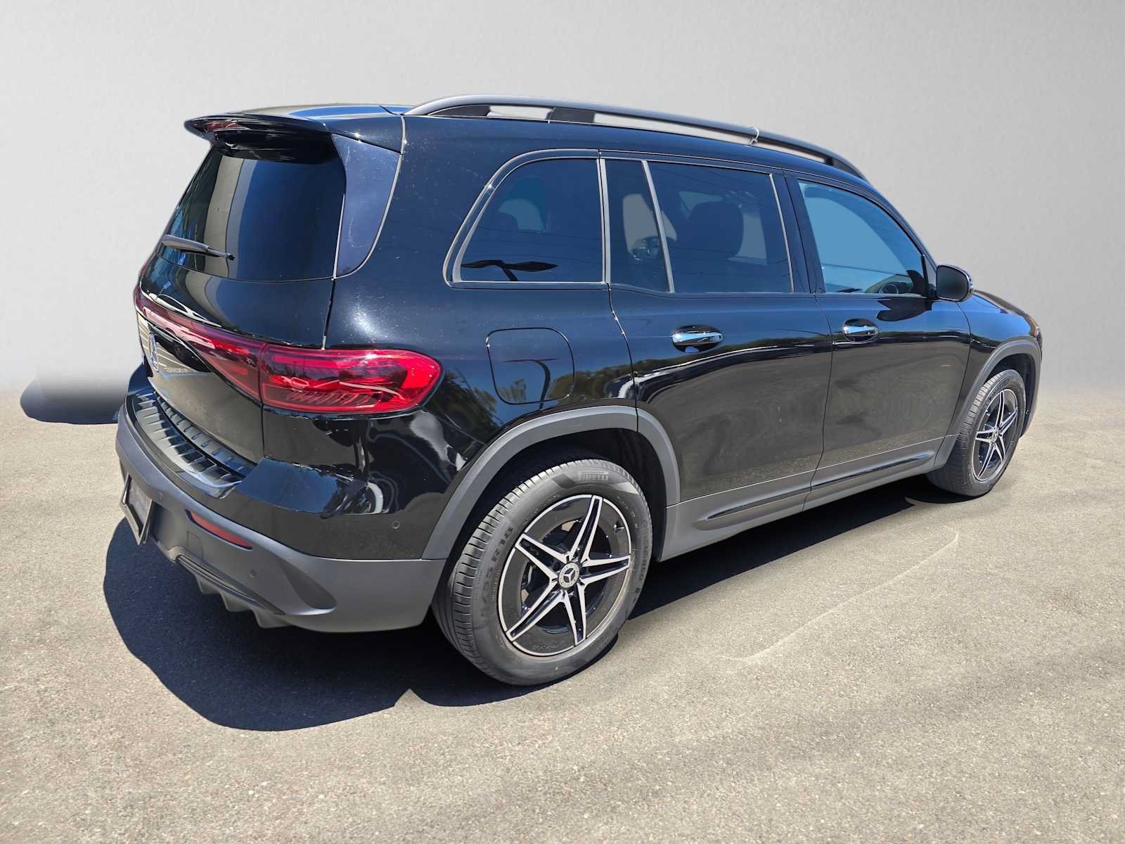 Certified 2024 Mercedes-Benz EQB 250+ image 3