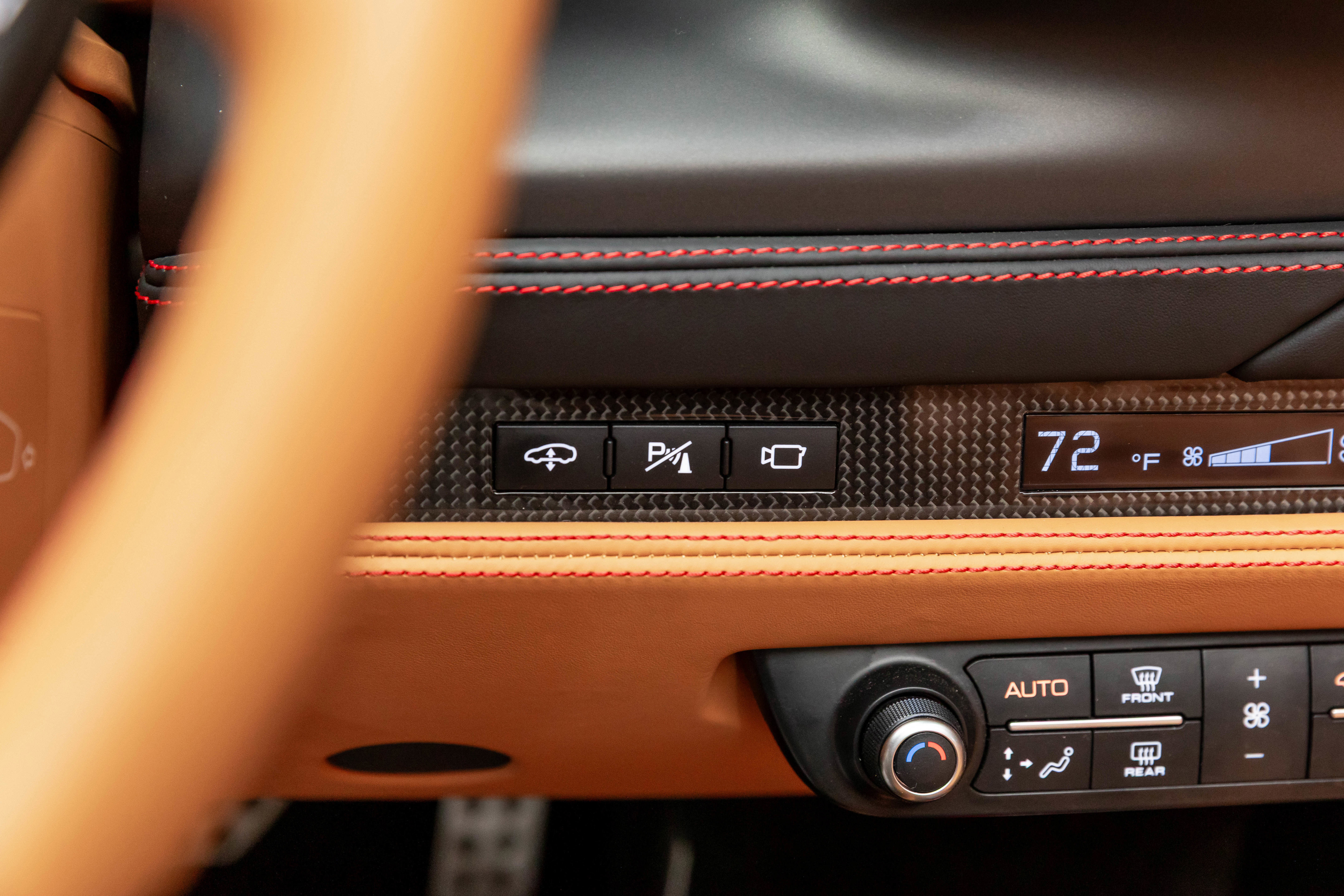 Certified 2022 Ferrari F8 Tributo image 34