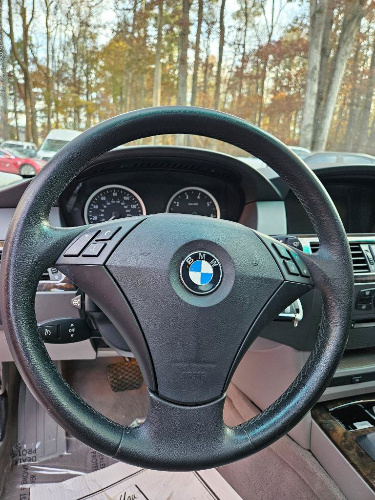 Used 2004 BMW 525i Sedan RWD image 19