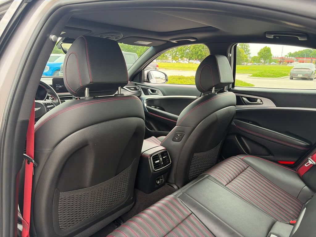 Used 2023 Genesis G70 3.3T w/ Sport Advanced Package AWD/4WD image 32