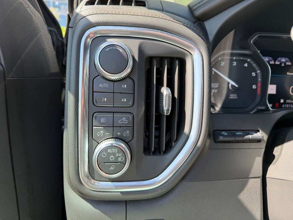 Used 2019 GMC Sierra 1500 AT4 w/ AT4 Premium Package AWD/4WD image 13