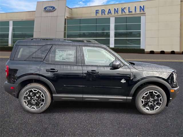 New 2025 Ford Bronco Sport Outer Banks image 8