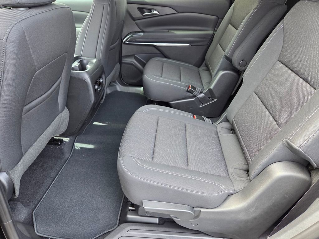 New 2026 Chevrolet Traverse LT w/ Driver Confidence Package FWD image 7