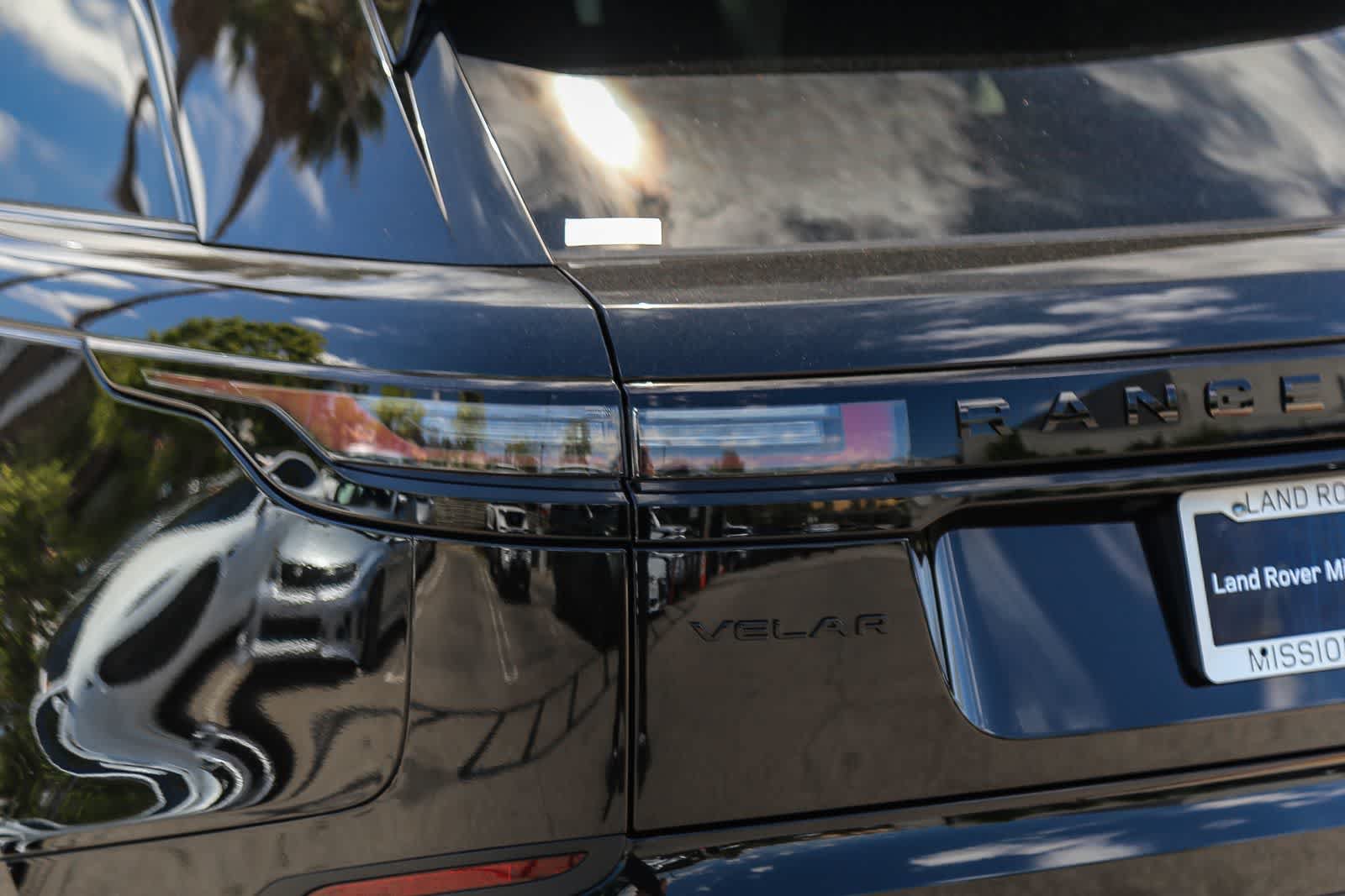 New 2026 Land Rover Range Rover Velar S AWD/4WD image 7