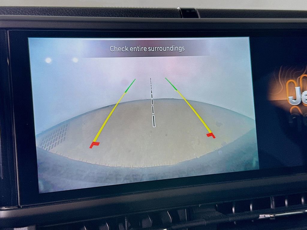 Used 2024 Jeep Wrangler Willys image 10