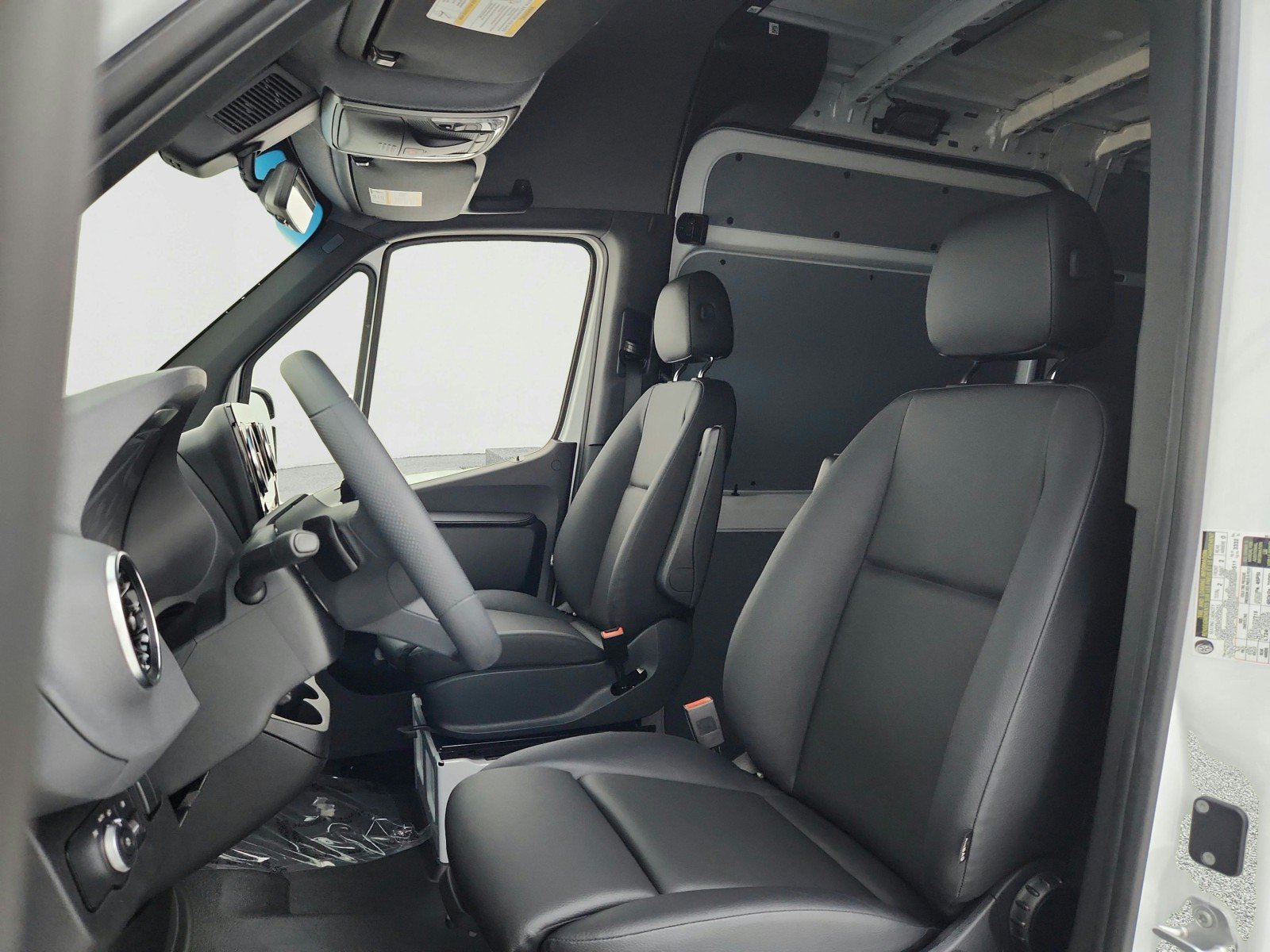 New 2026 Mercedes-Benz Sprinter 2500 image 9