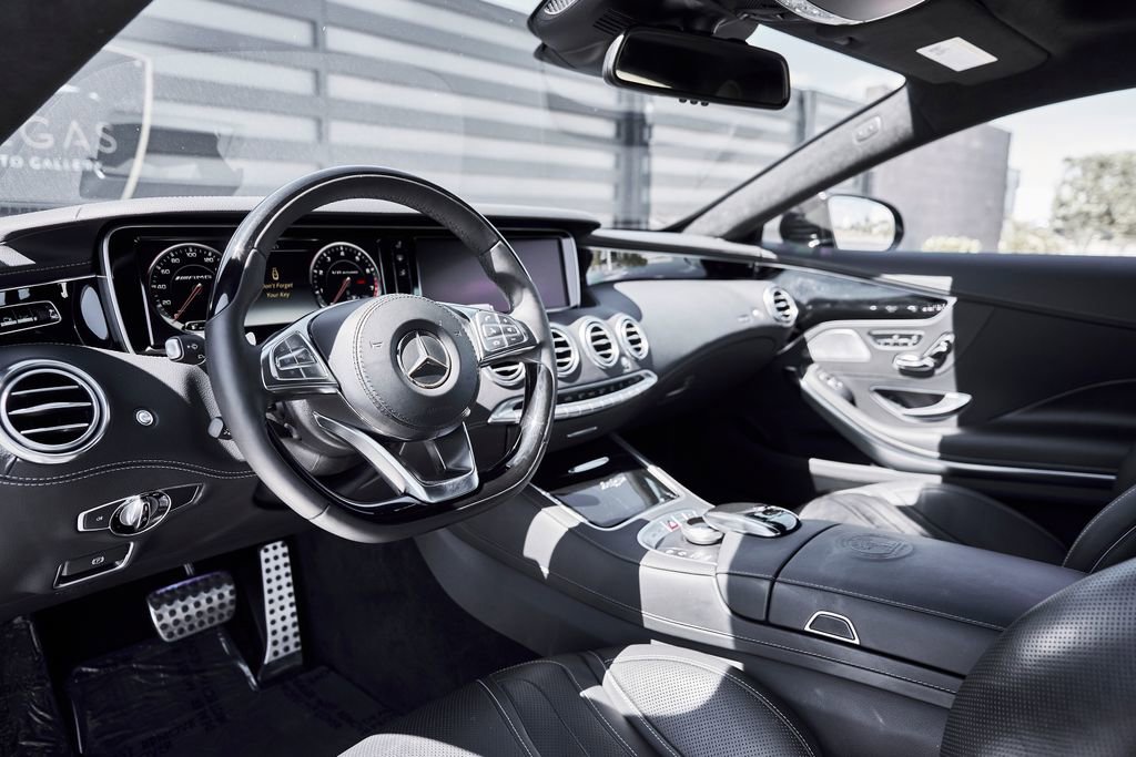 Used 2016 Mercedes-Benz S 63 AMG 4MATIC Coupe image 2