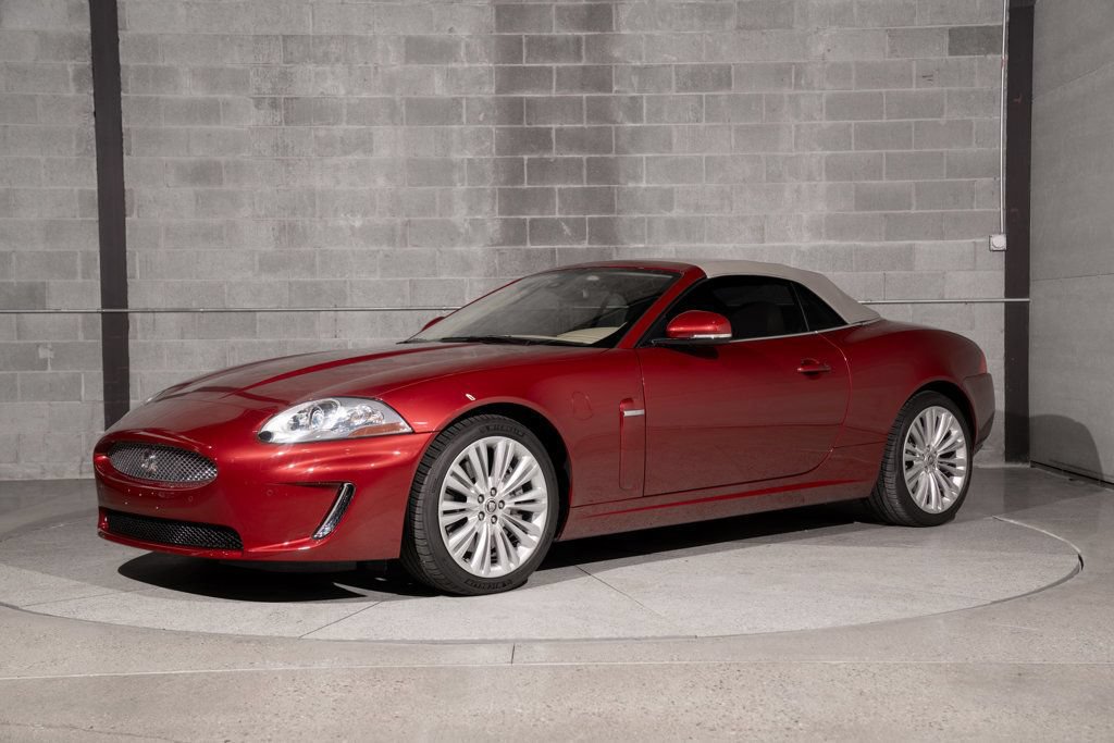 Used 2010 Jaguar XK Convertible RWD image 13