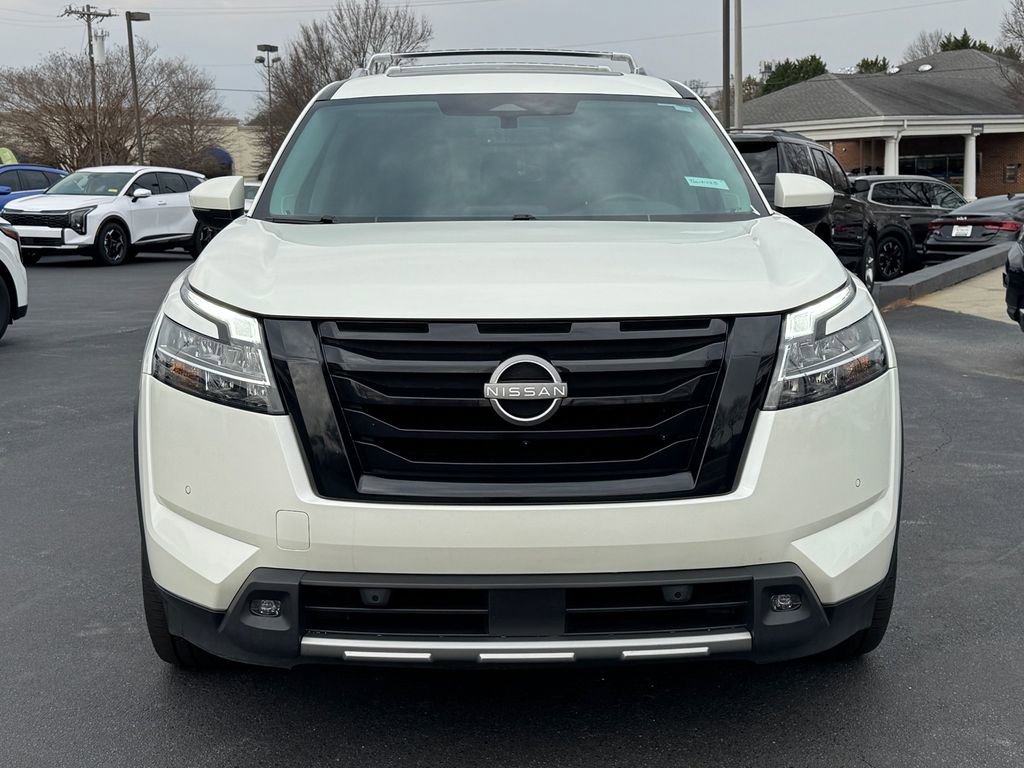 Used 2023 Nissan Pathfinder SL w/ SL Premium Package image 8