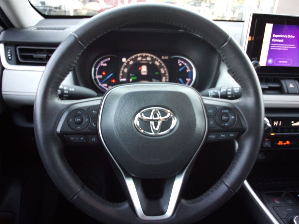 Used 2024 Toyota RAV4 XLE w/ Weather Package image 14
