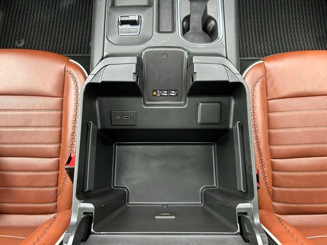 Used 2024 GMC Sierra 3500 Denali Ultimate AWD/4WD image 26