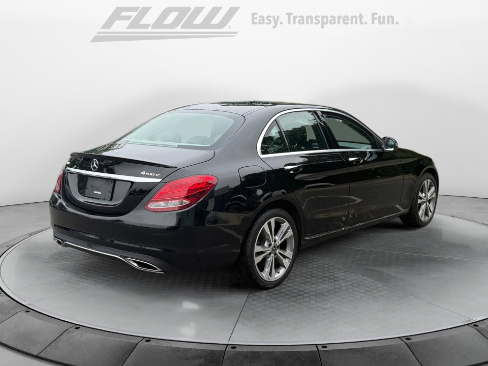 Used 2018 Mercedes-Benz C 300 4MATIC Sedan image 9