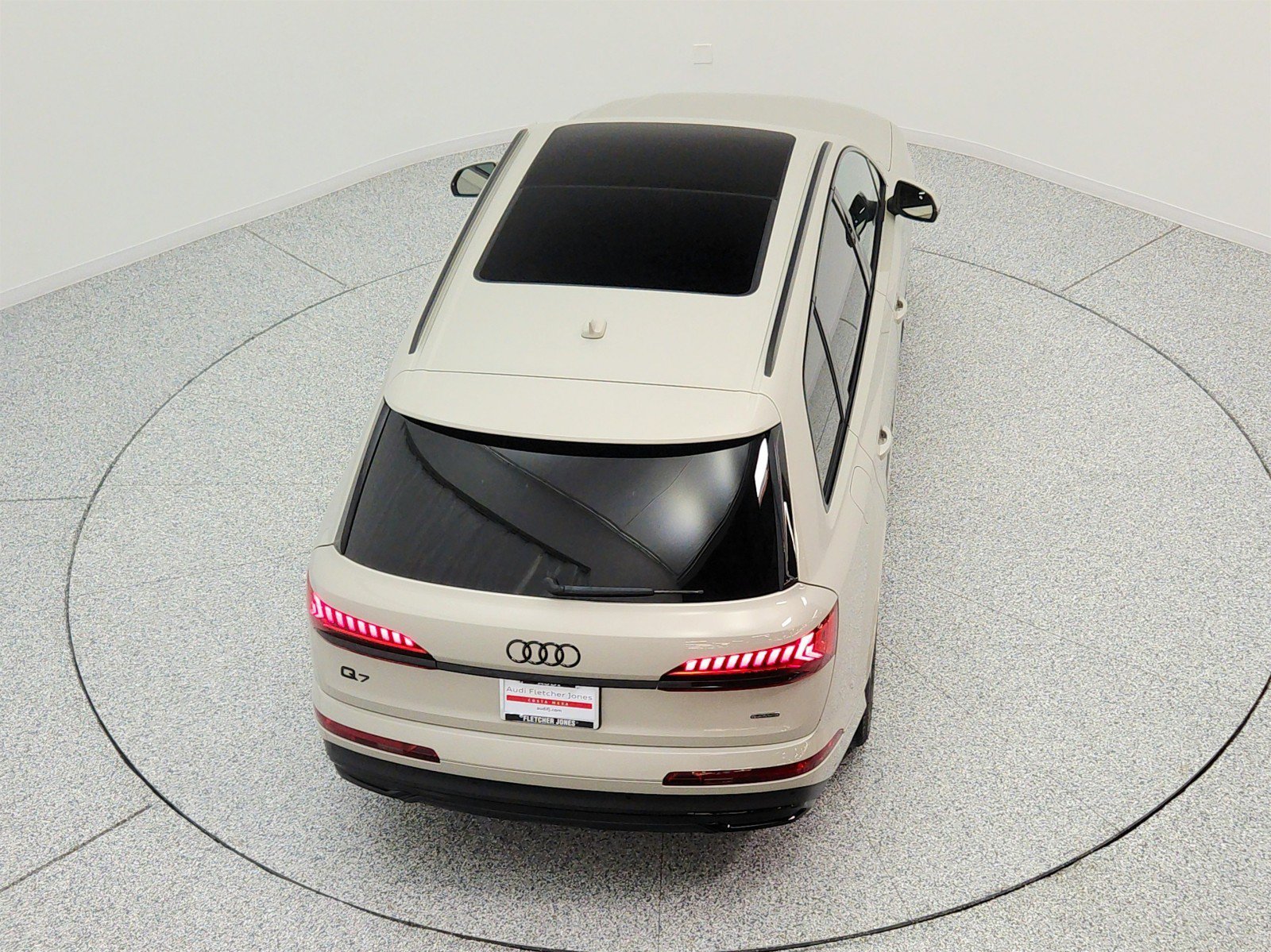 Used 2023 Audi Q7 2.0T Premium Plus w/ Premium Plus Package AWD/4WD image 27