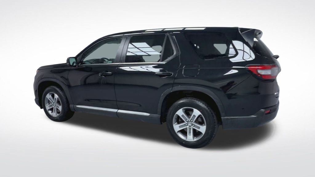 Used 2024 Honda Pilot EX-L image 7