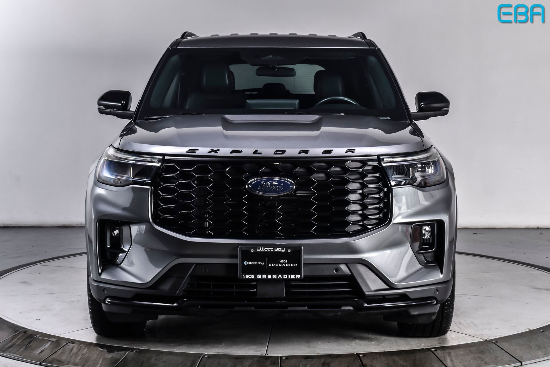 Used 2025 Ford Explorer ST-Line w/ ST-Line Street Pack image 8