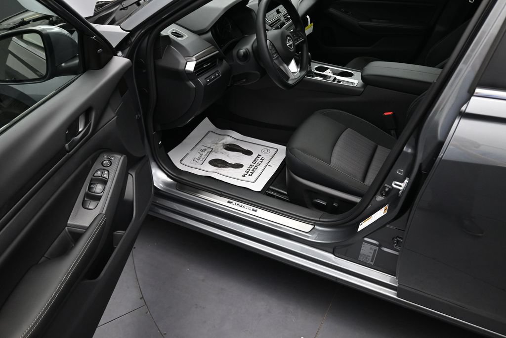 New 2026 Nissan Altima 2.5 SV AWD/4WD image 18