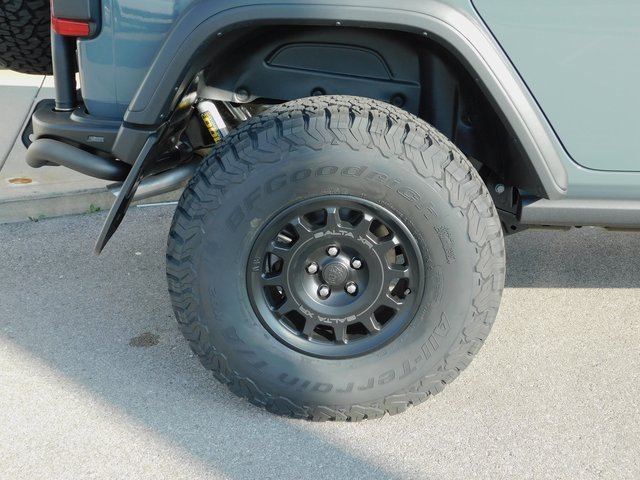 New 2025 Jeep Wrangler Unlimited Rubicon image 12