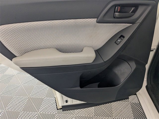 Used 2018 Subaru Forester 2.5i Premium w/ All-Weather Package image 25