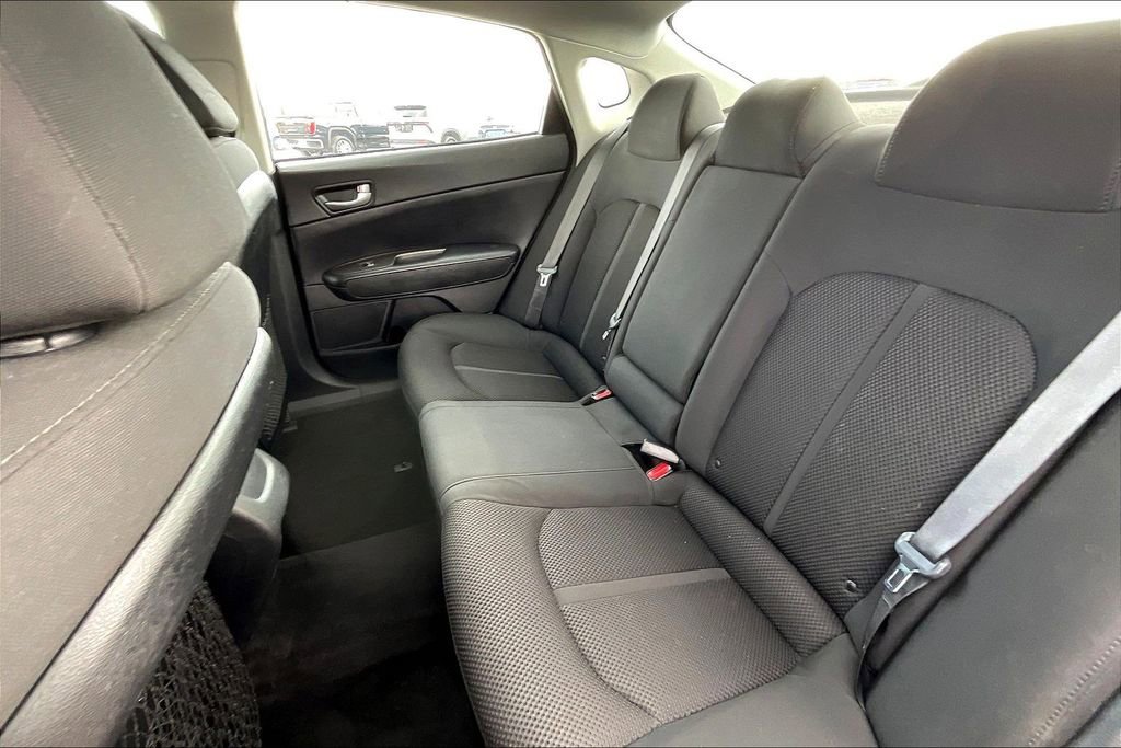 Used 2020 Kia Optima LX image 19
