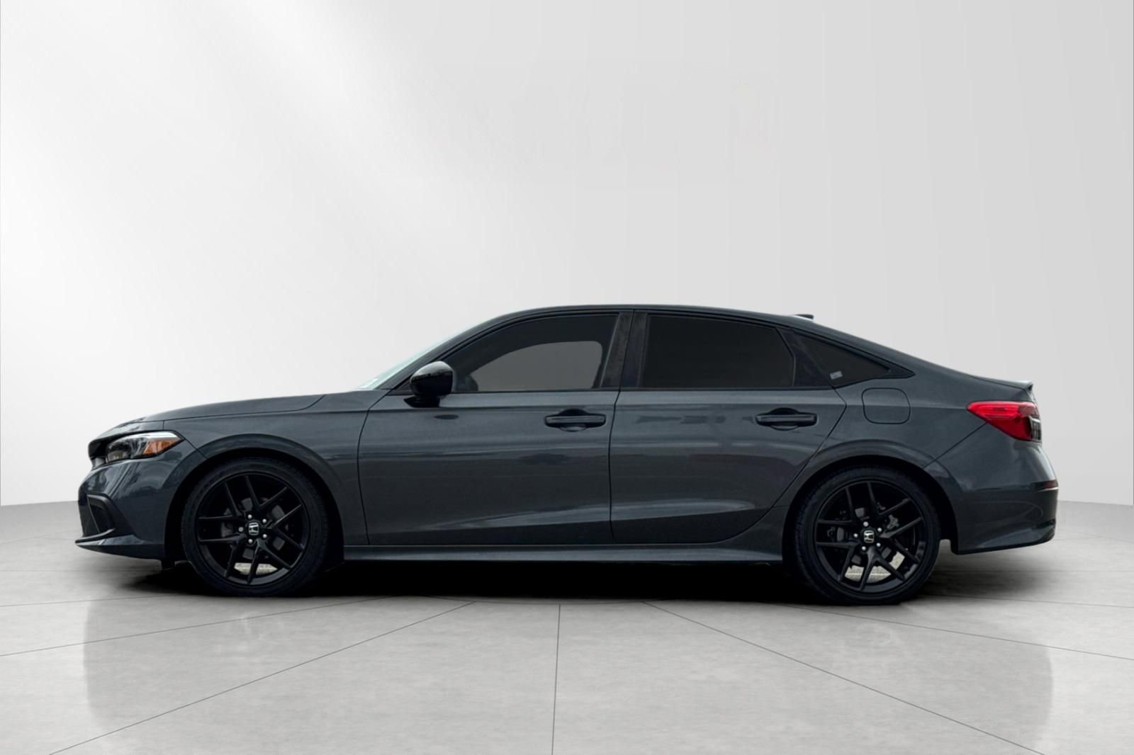 Used 2022 Honda Civic Sport image 7