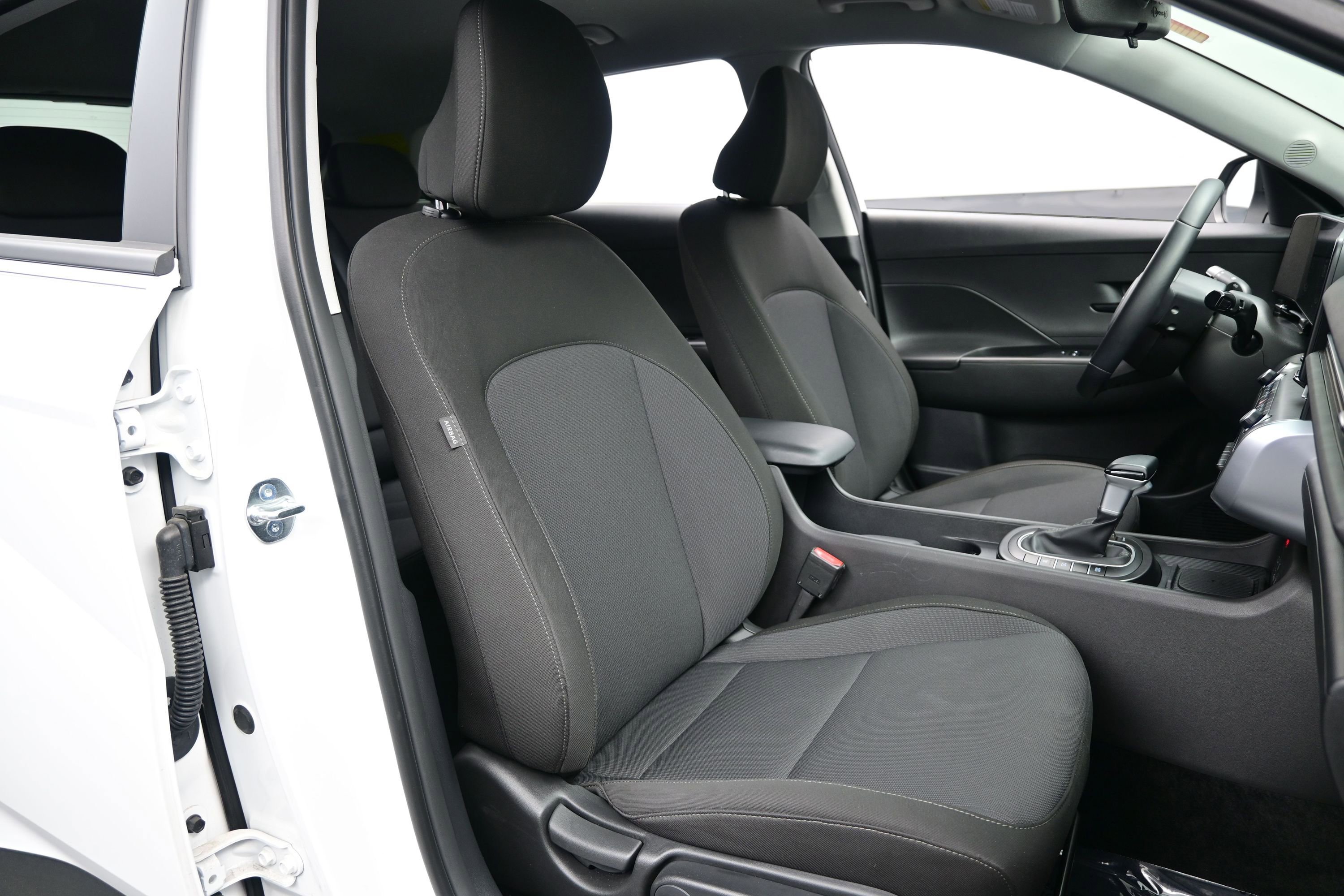 Certified 2026 Hyundai Kona SEL Sport AWD/4WD image 12