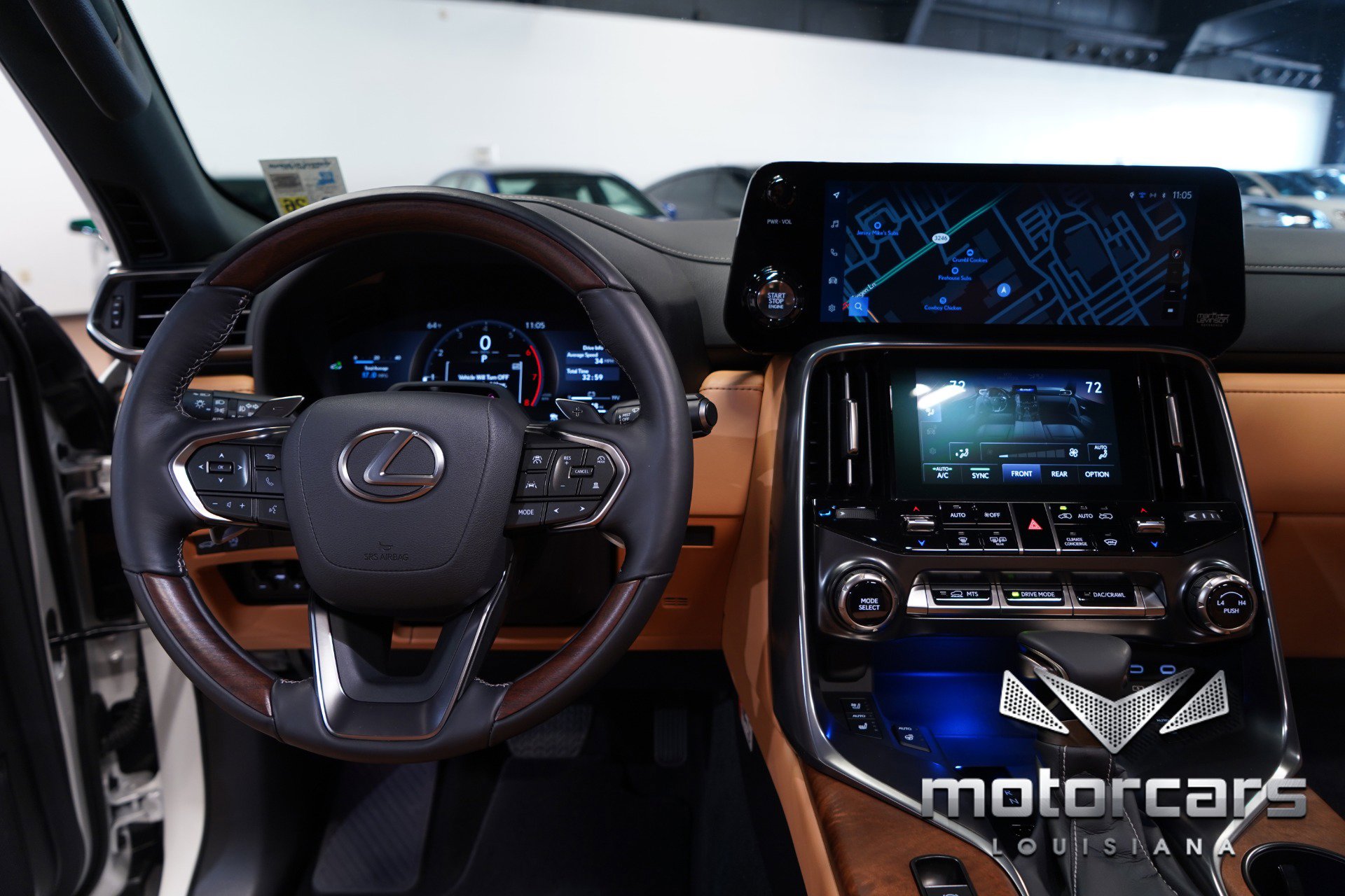 Used 2025 Lexus LX 600 4WD w/ Luxury Package image 33