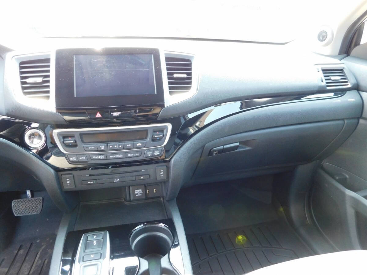 Used 2016 Honda Pilot Touring image 10