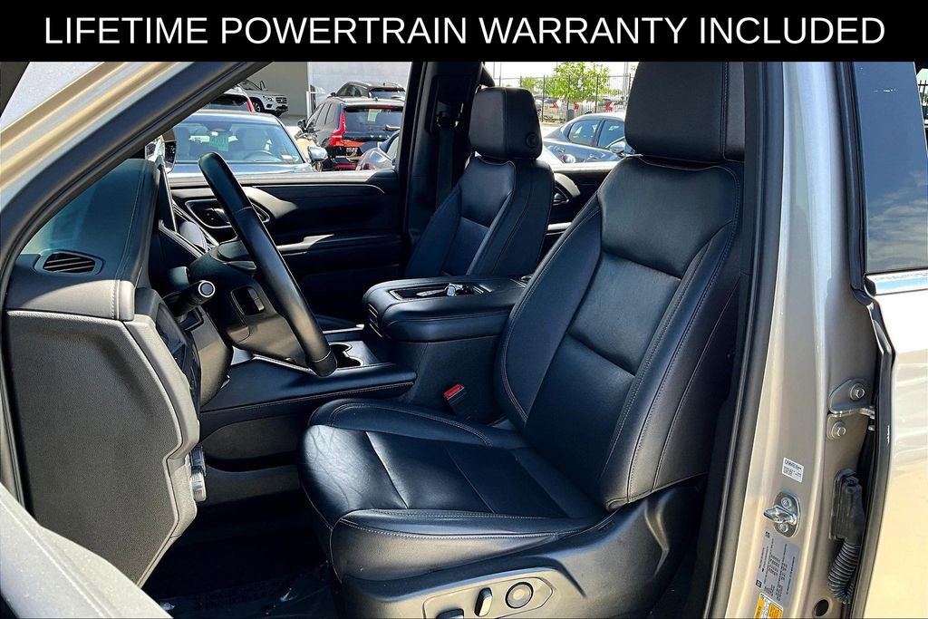 Used 2023 Chevrolet Suburban LT image 32