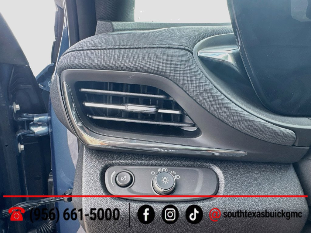 Used 2026 Buick Envista Sport Touring w/ Convenience II Package FWD image 20