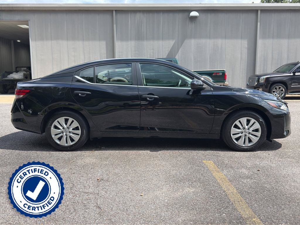 Certified 2025 Nissan Sentra S FWD image 2