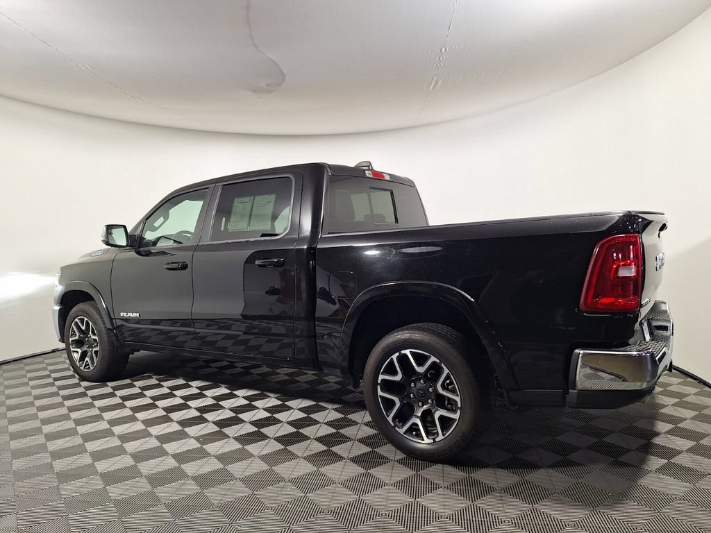 Used 2025 RAM 1500 Laramie AWD/4WD image 7