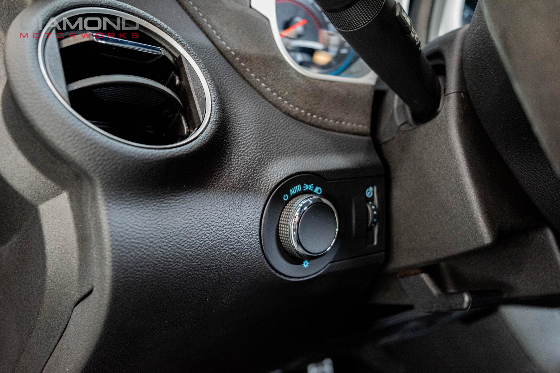 Used 2015 Chevrolet Camaro Z/28 RWD image 99