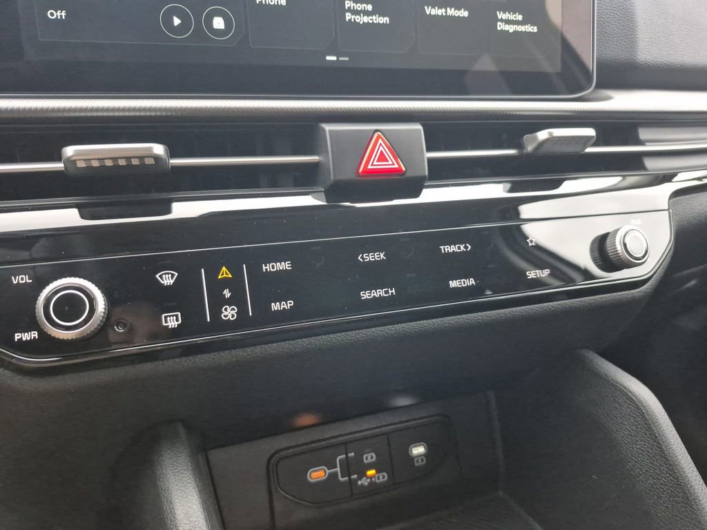 New 2026 Kia Sportage LX image 21