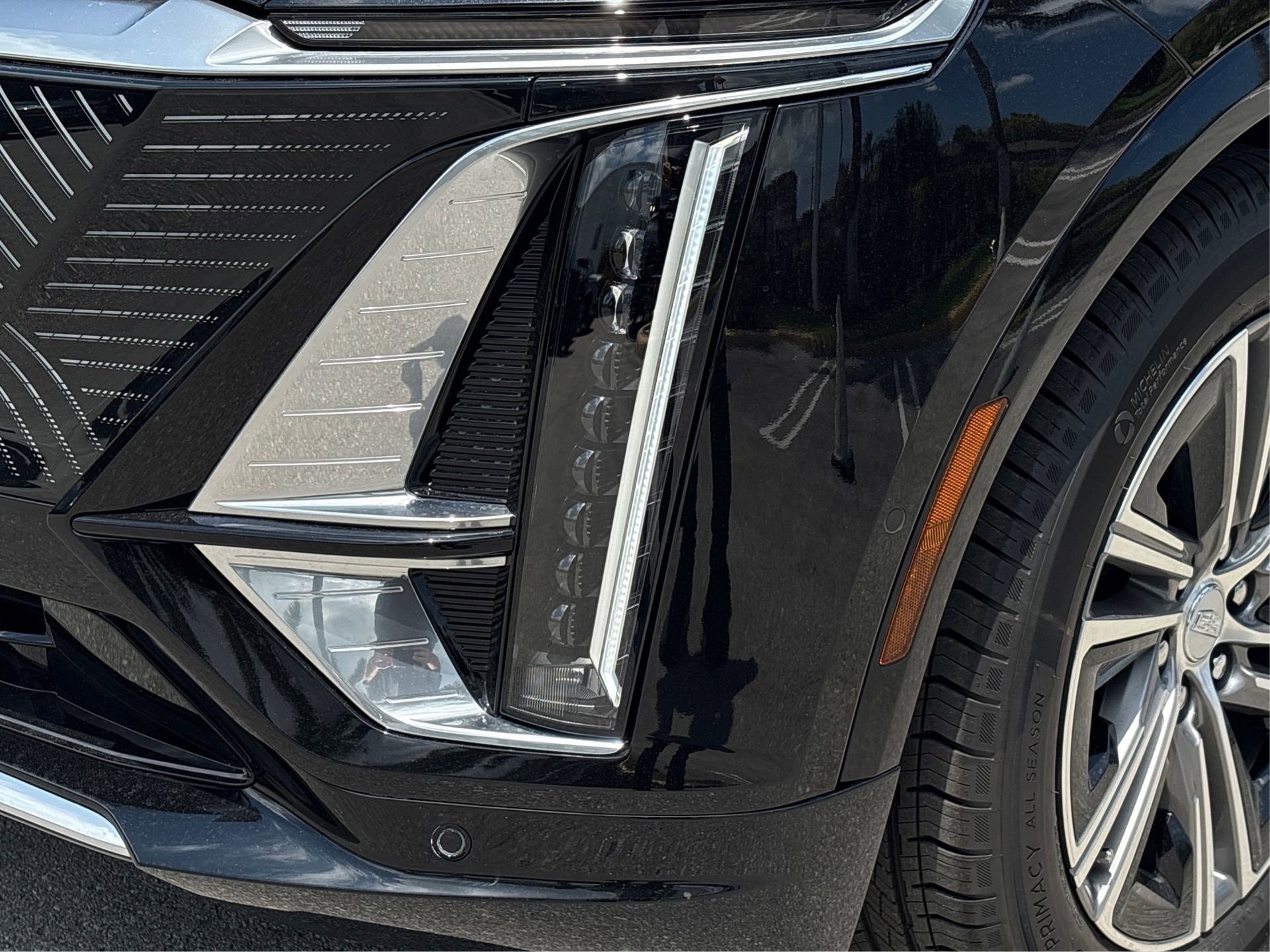 New 2026 Cadillac Lyriq Luxury RWD image 13