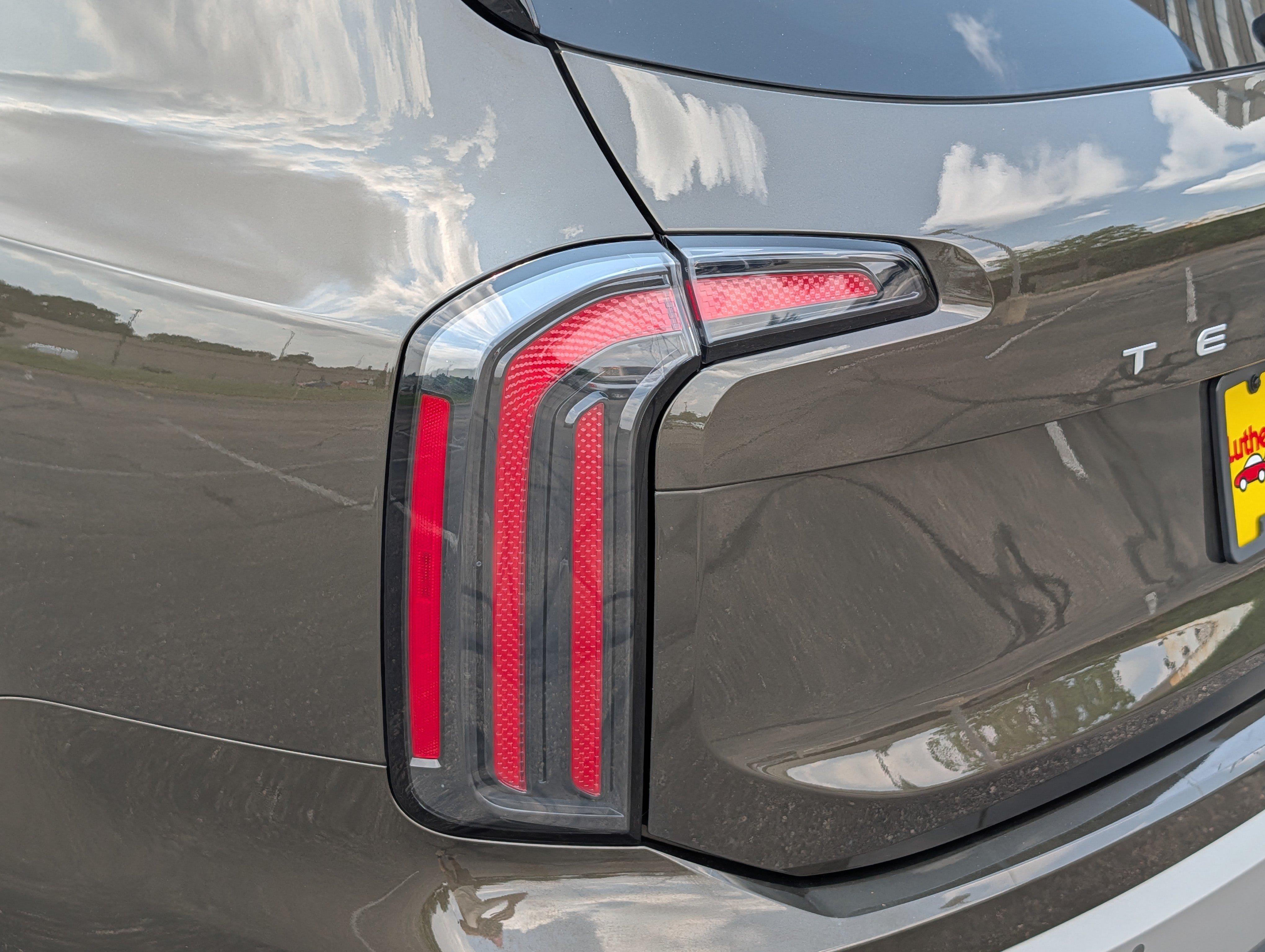 Certified 2023 Kia Telluride SX X-Pro AWD/4WD image 17