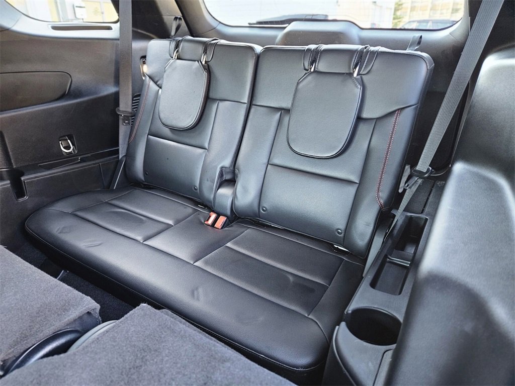 Used 2023 Ford Explorer ST-Line image 12