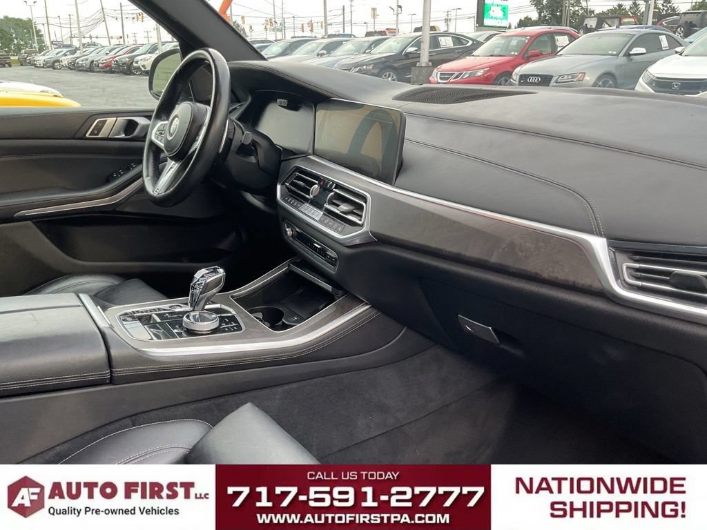 Used 2019 BMW X5 xDrive50i w/ M Sport Package AWD/4WD image 15