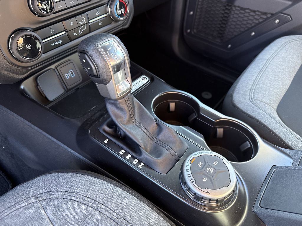 New 2025 Ford Bronco Base image 29